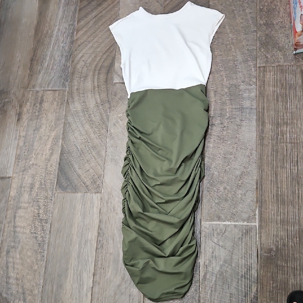 White and Olive Green Bodycon Ruched Back Dress
